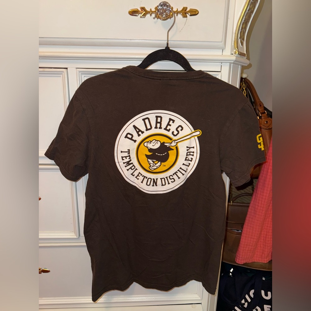 San Diego Padres x Templeton Rye Distillery Brown Graphic Tee, Unisex Size Small